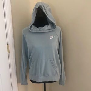 Women’s Nike Hoodie Medium